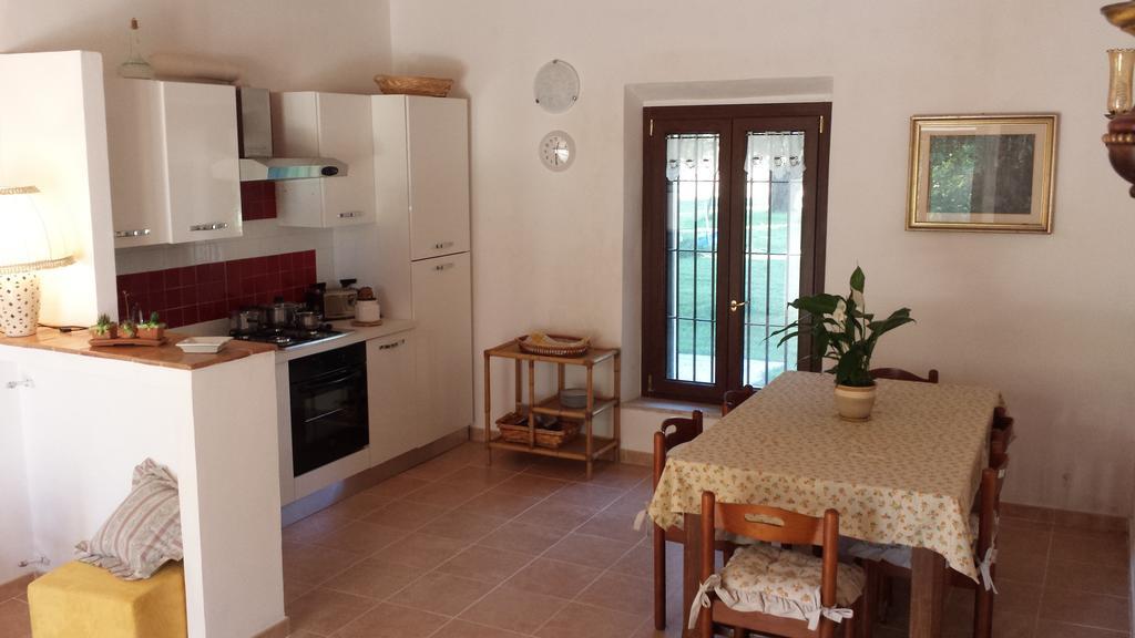 Agriturismo Casal Taccone Apartment Tarquinia Bagian luar foto