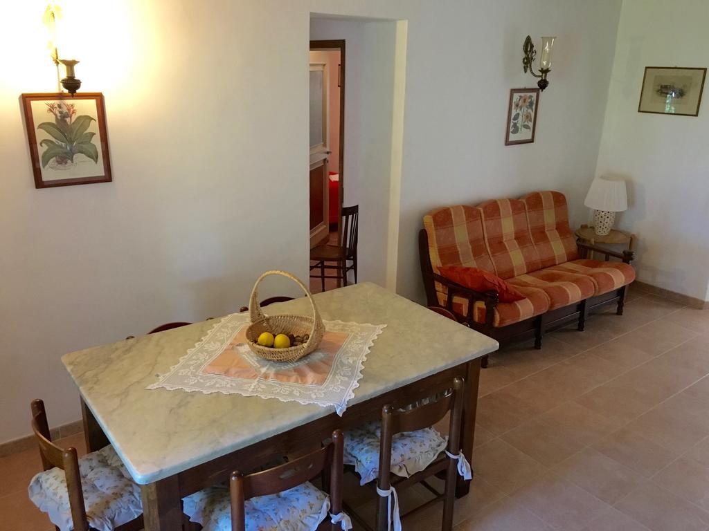 Agriturismo Casal Taccone Apartment Tarquinia Bagian luar foto